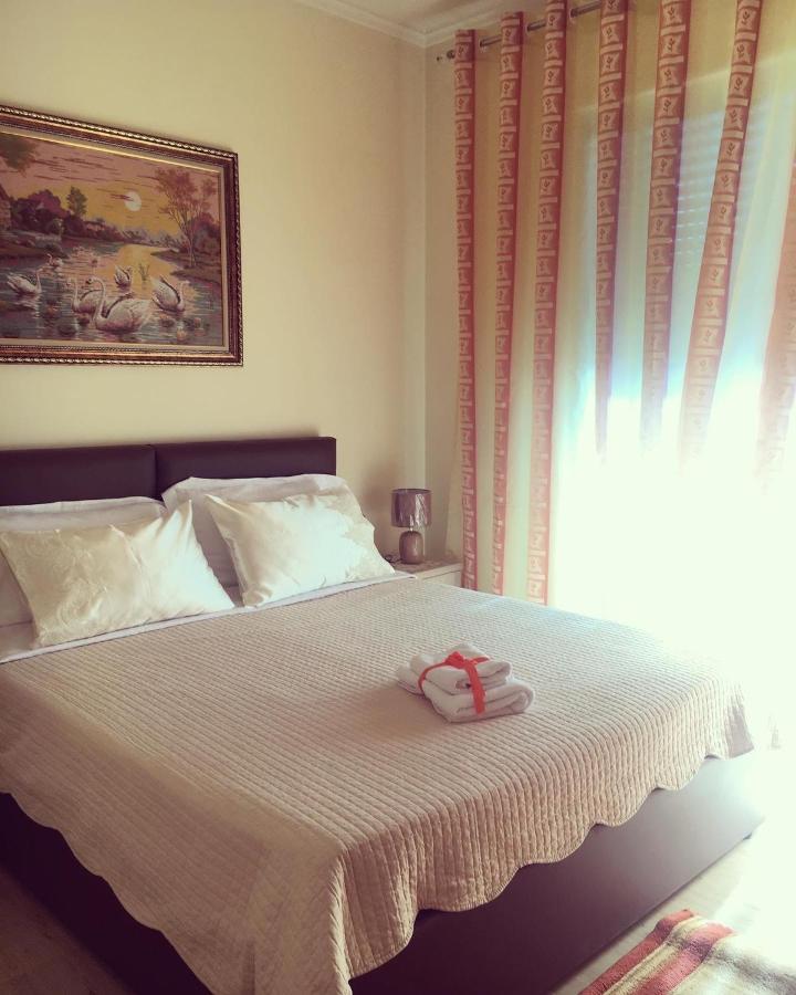 Apartament Comfy Apartament Wlora Zewnętrze zdjęcie